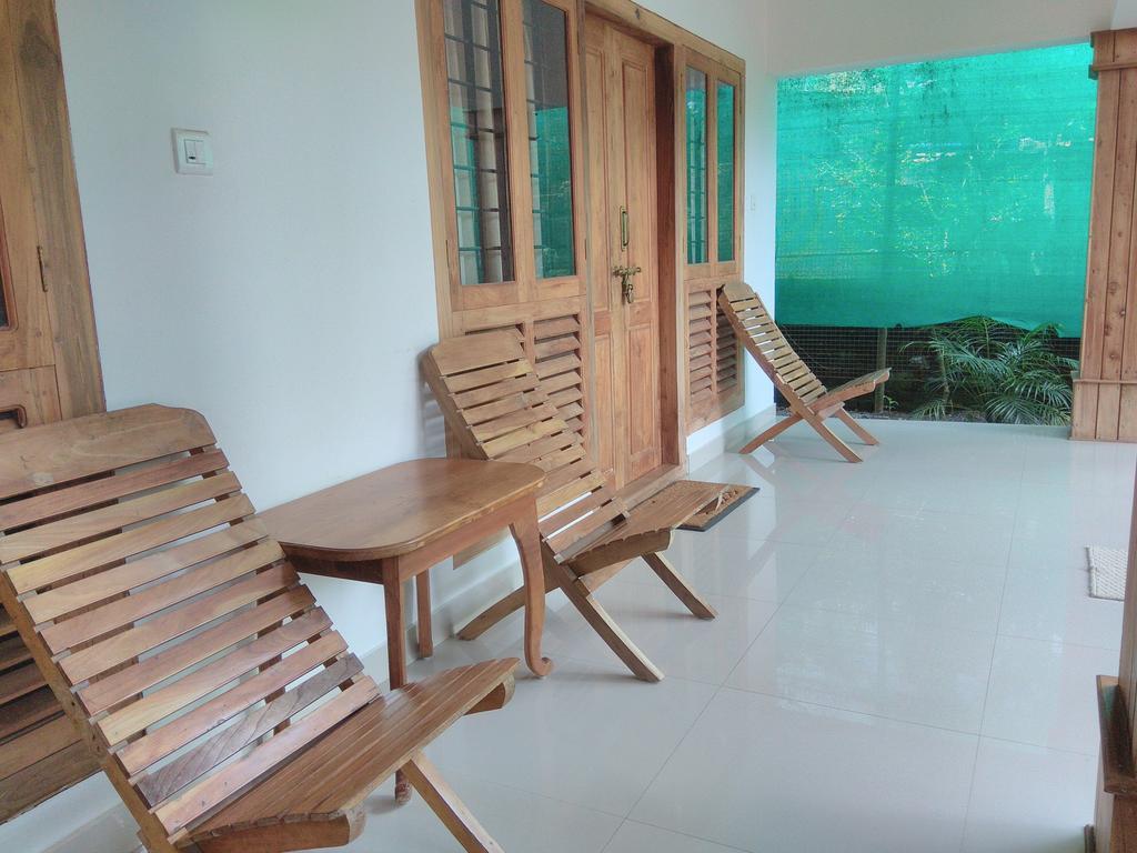 Green Court Cottage Thekkady Exterior photo